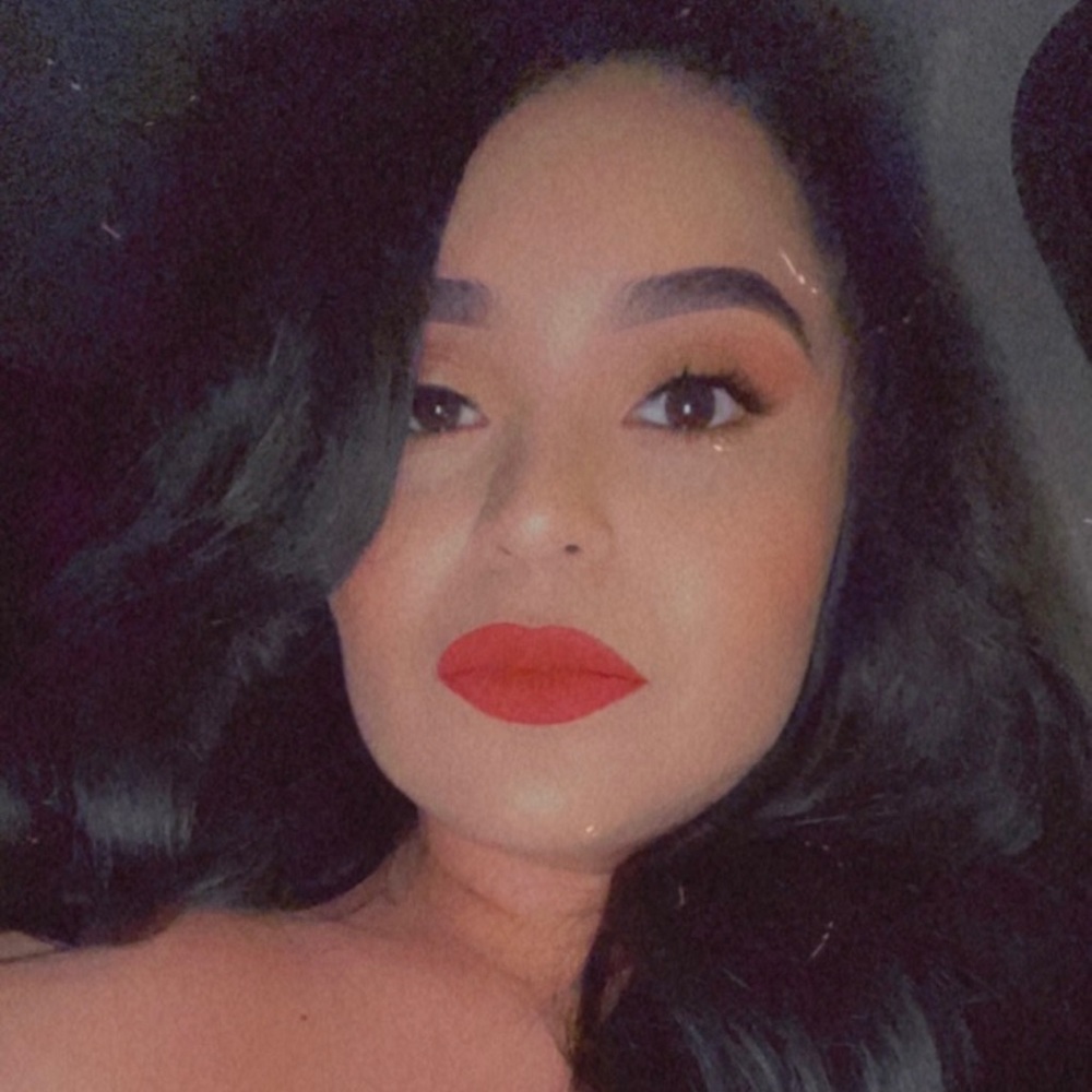 Meet your Posher, Danitza